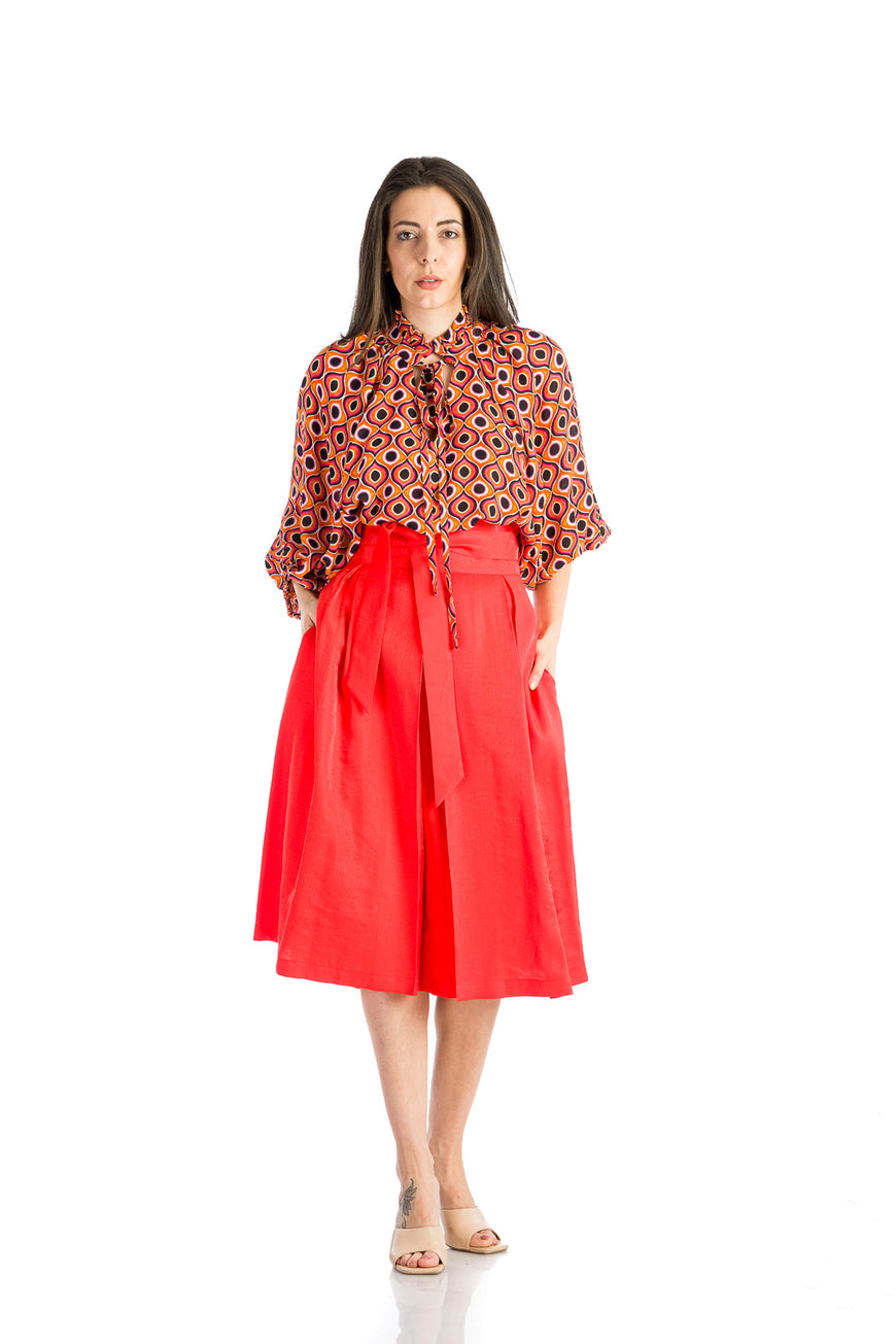 Orange loose blouse with balloon sleeves