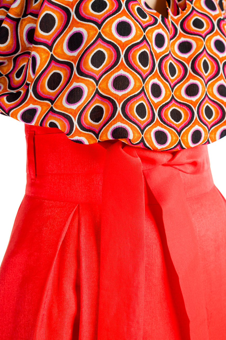 Orange loose blouse with balloon sleeves