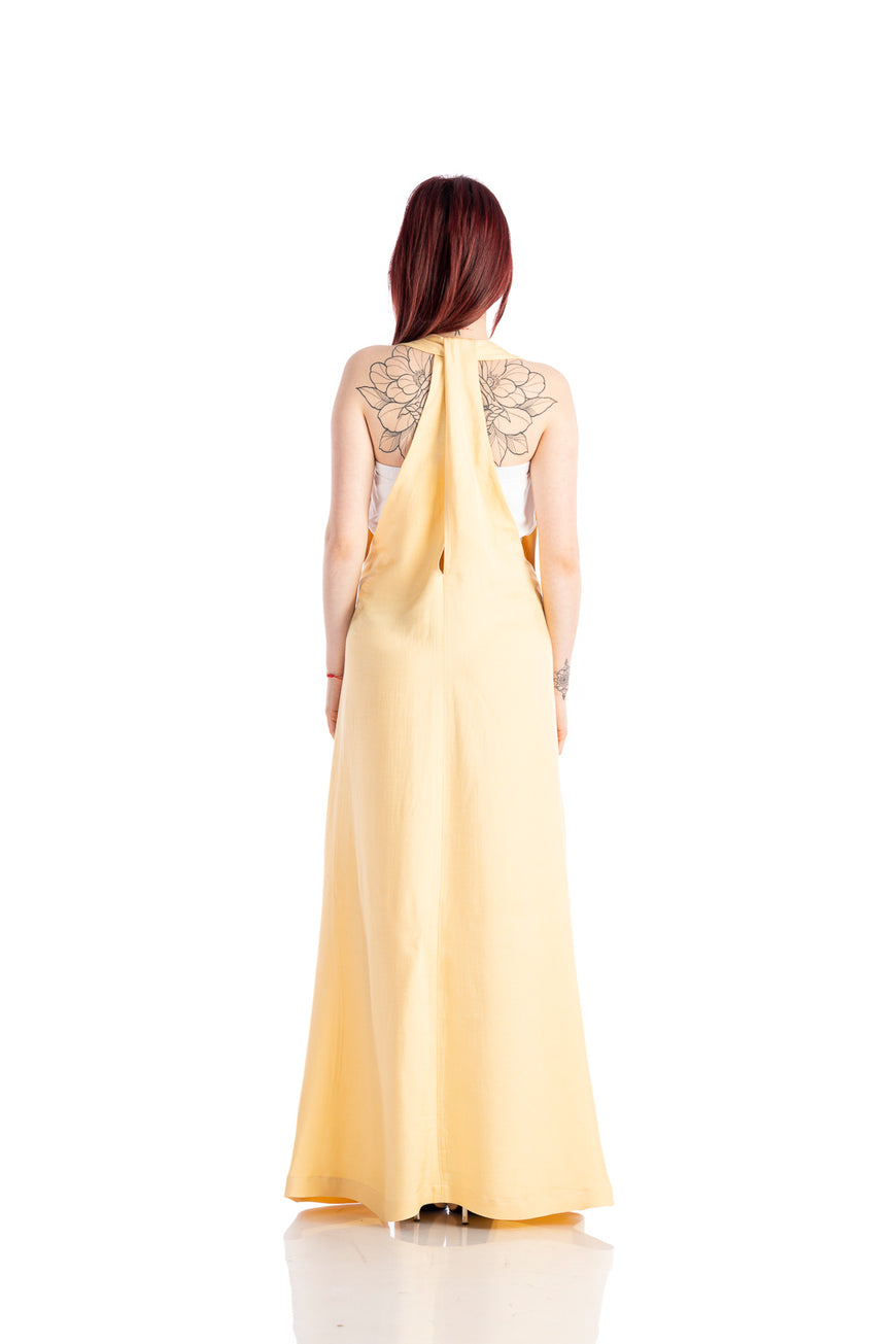 Loose dress in yellow linen