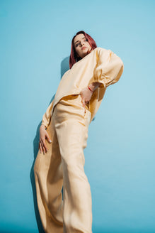 Wide-leg linen pants in yellow