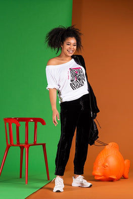 Sports pants in black velvet – Front view – Silvy Rowson