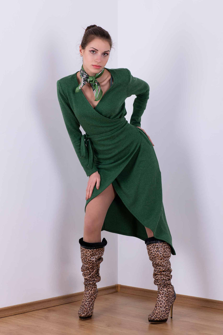 Knitted dress hugg me style in green