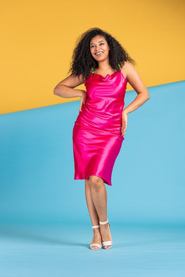 Dress with greek neckline in pink – Front view – Silvy Rowson